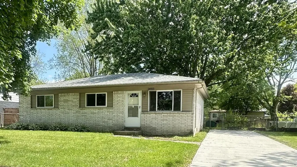 26935 California Street Taylor City MI 48180