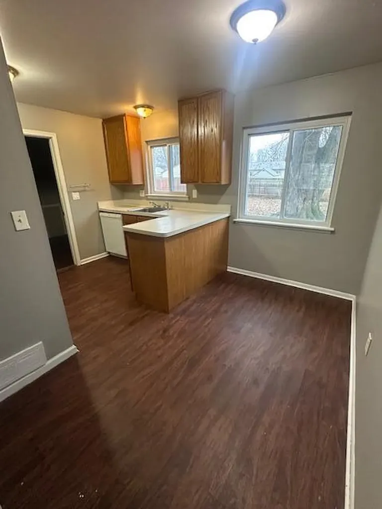 26935 California Street Taylor City MI 48180