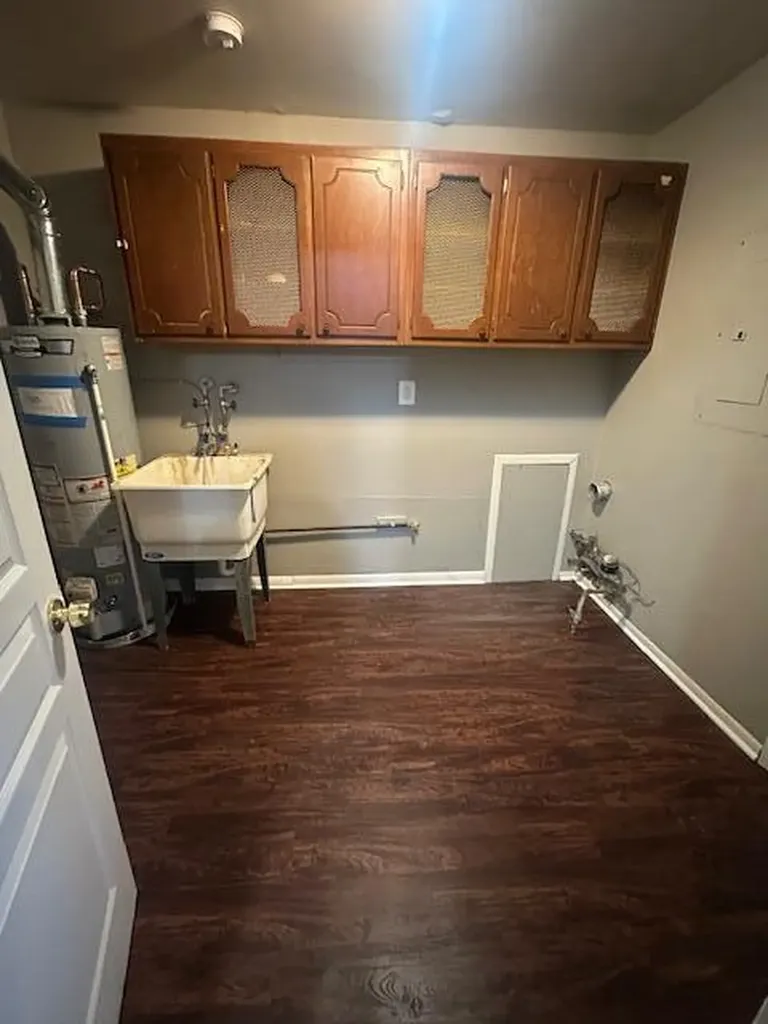 26935 California Street Taylor City MI 48180
