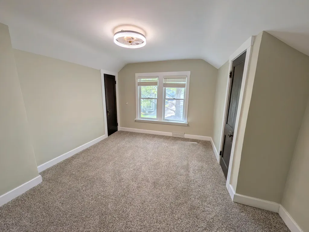 1171 Smith Avenue Birmingham City MI 48009