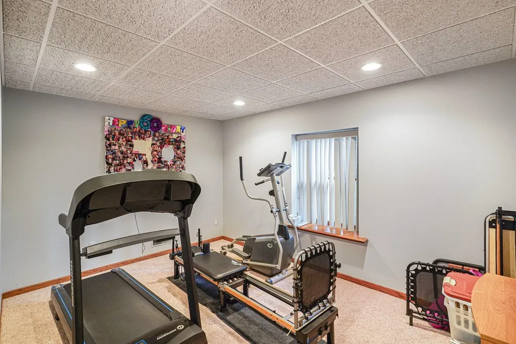 8588 Webster Hills Road Webster Township MI 48130