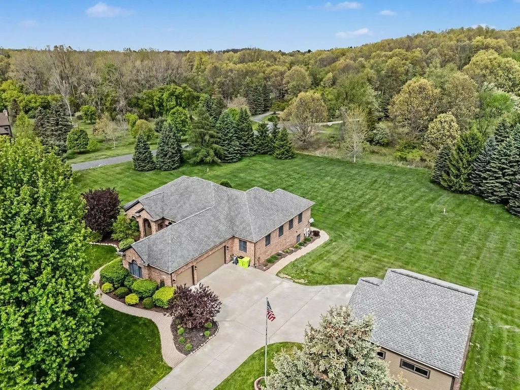 8588 Webster Hills Road Webster Township MI 48130