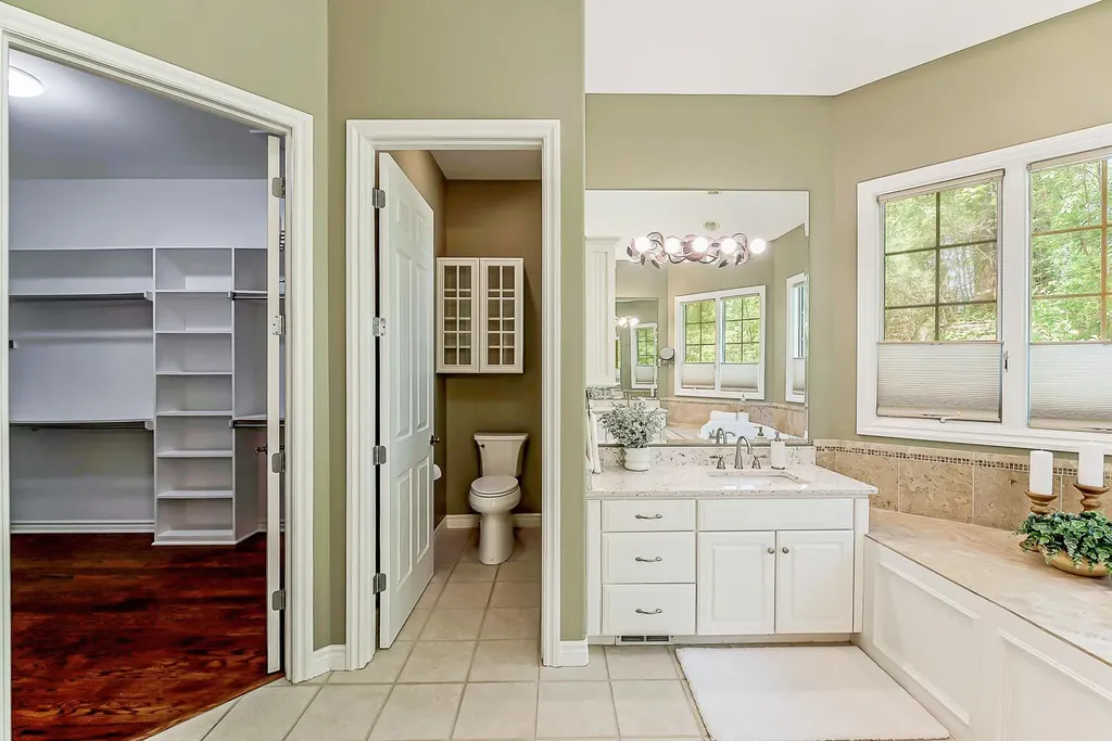 9222 Northpointe Ridge Brighton Township MI 48114