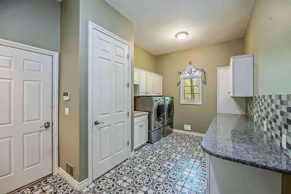 9222 Northpointe Ridge Brighton Township MI 48114