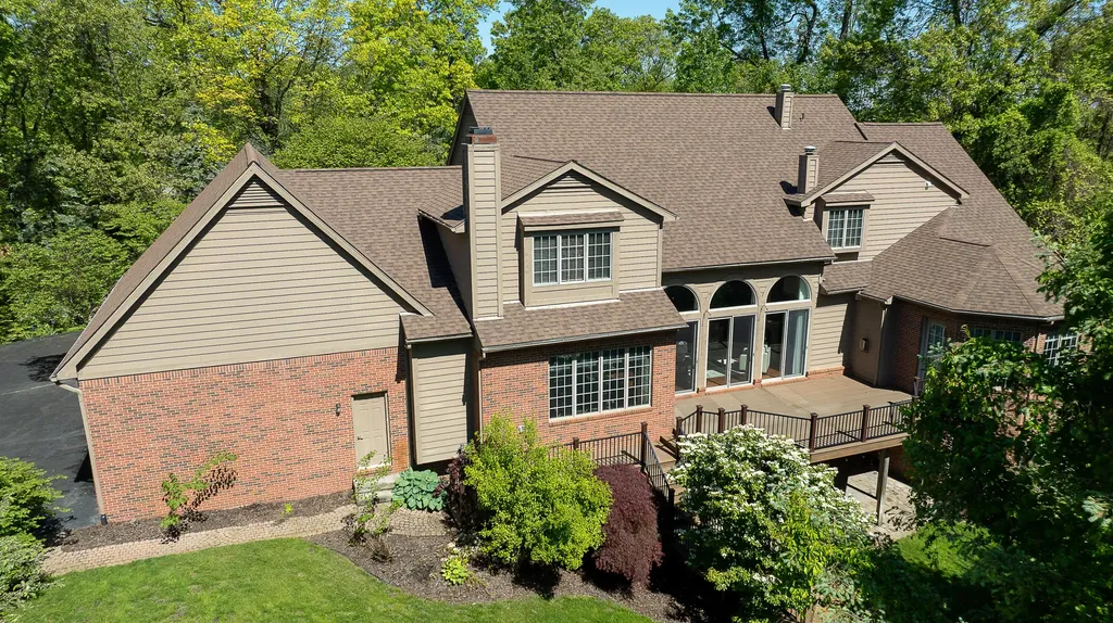9222 Northpointe Ridge Brighton Township MI 48114