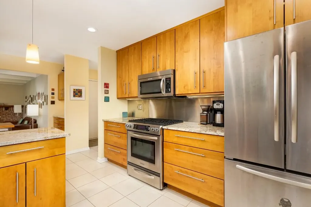 2228 Delaware Drive Ann Arbor City MI 48103