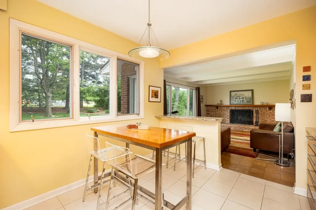 2228 Delaware Drive Ann Arbor City MI 48103