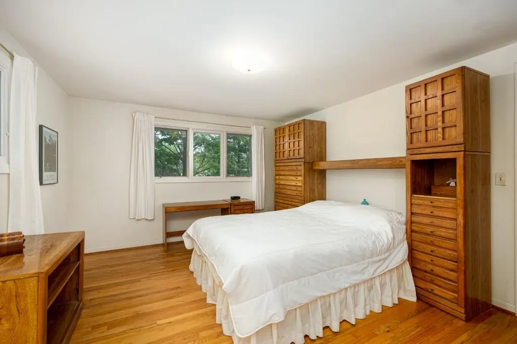 2228 Delaware Drive Ann Arbor City MI 48103