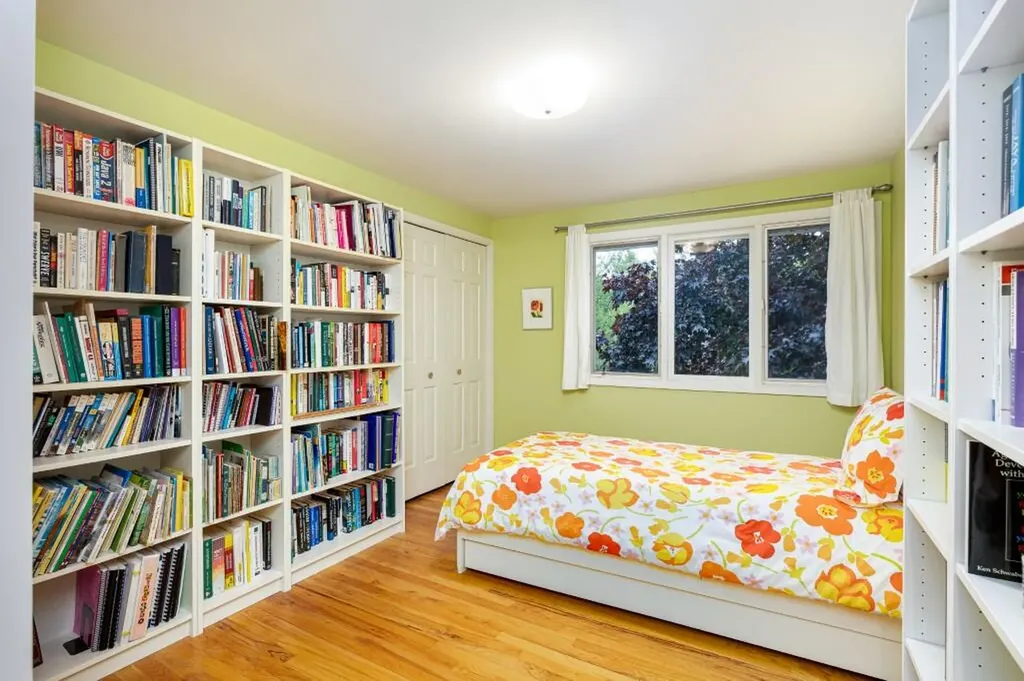 2228 Delaware Drive Ann Arbor City MI 48103