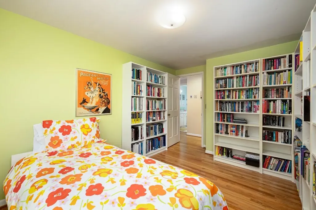 2228 Delaware Drive Ann Arbor City MI 48103
