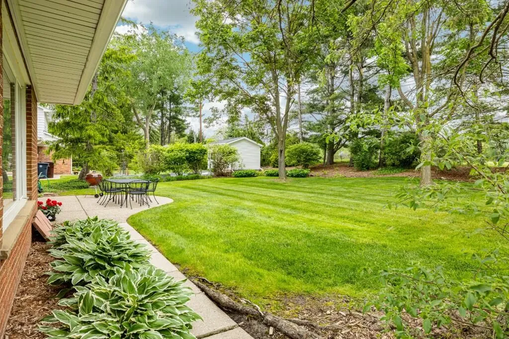 2228 Delaware Drive Ann Arbor City MI 48103
