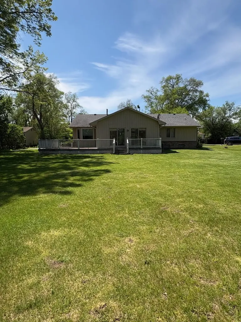 3153 Bendelow Road Rochester Hills City MI 48307