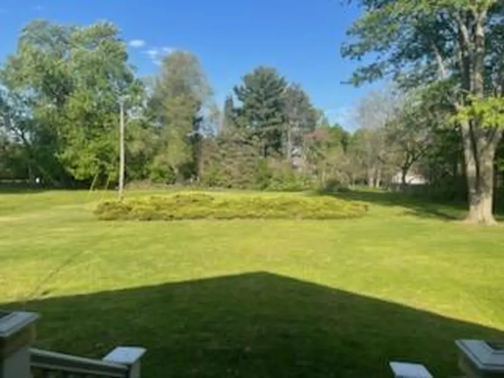 3153 Bendelow Road Rochester Hills City MI 48307