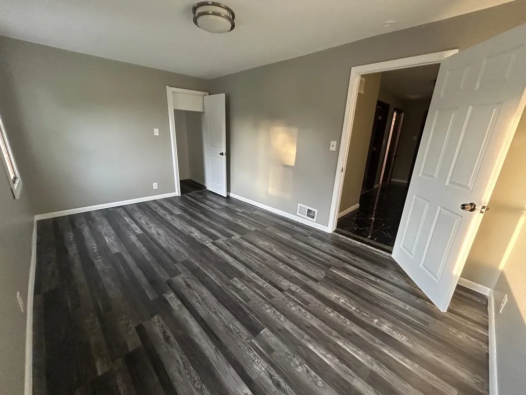 5849 Jackson Street Taylor City MI 48180