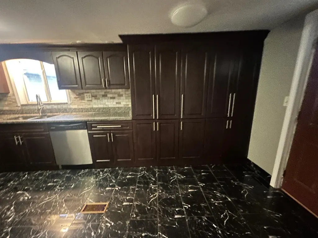 5849 Jackson Street Taylor City MI 48180