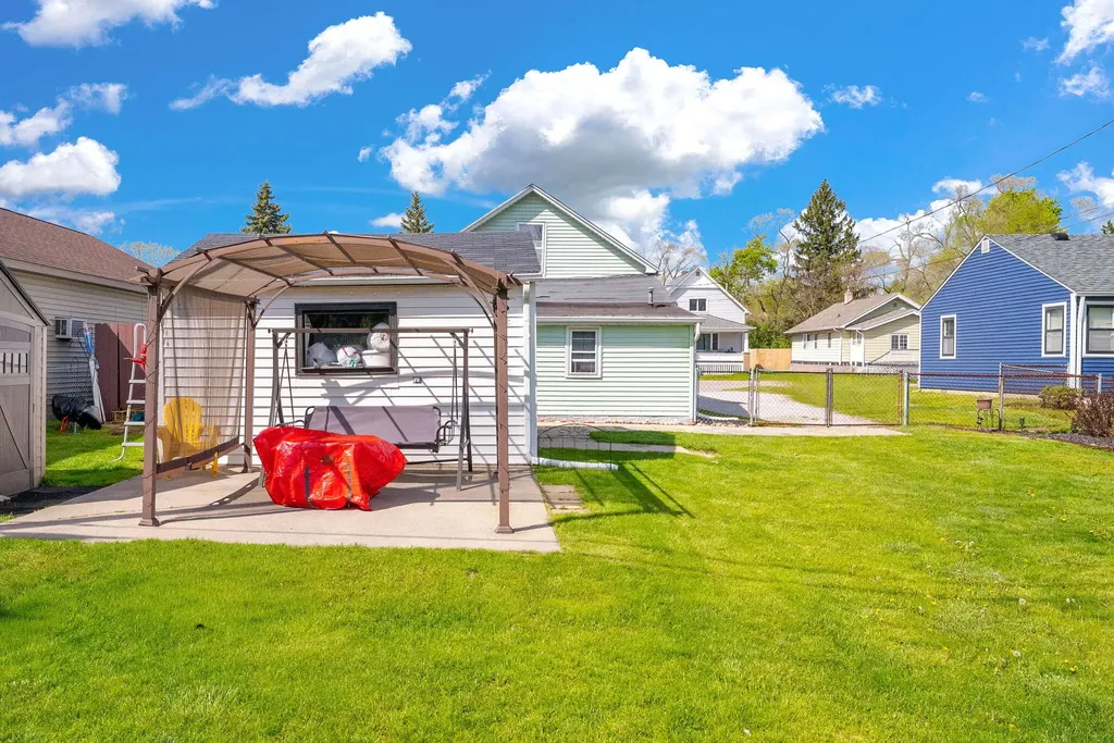 1839 Water Street Port Huron City MI 48060