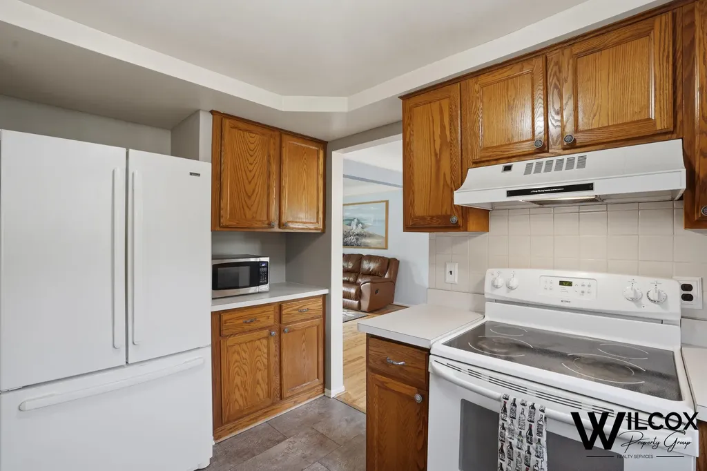 37944 Santa Anna Street Clinton Charter Township MI 48036