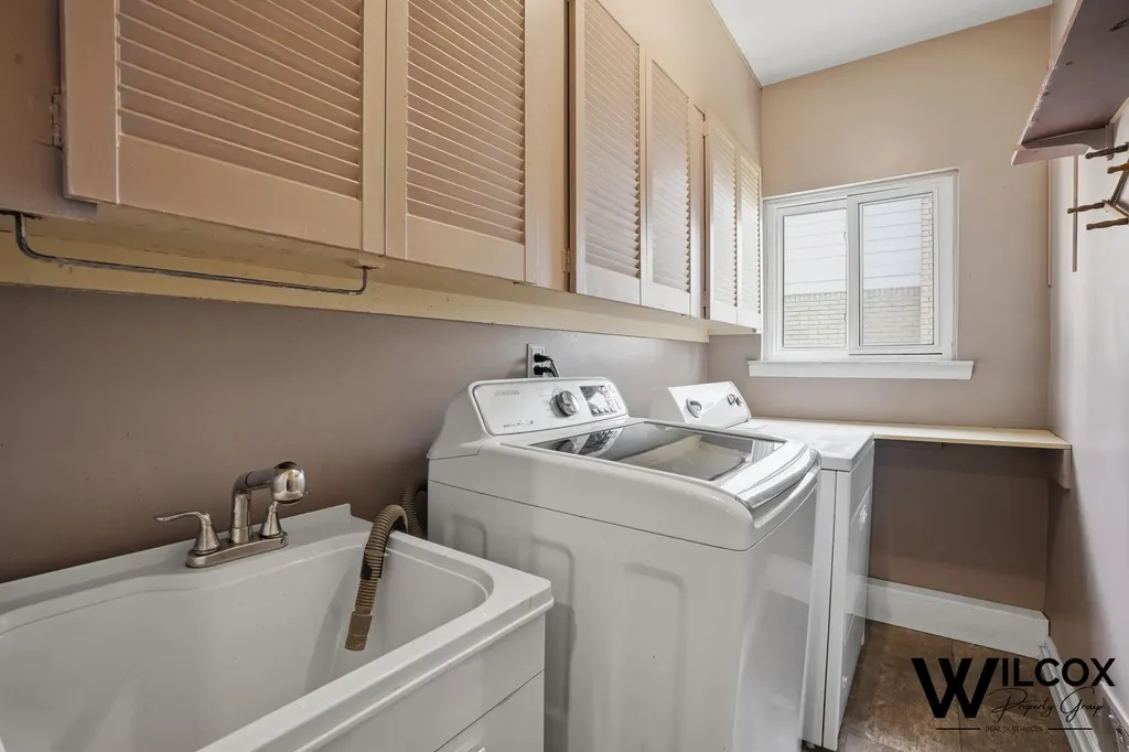 37944 Santa Anna Street Clinton Charter Township MI 48036