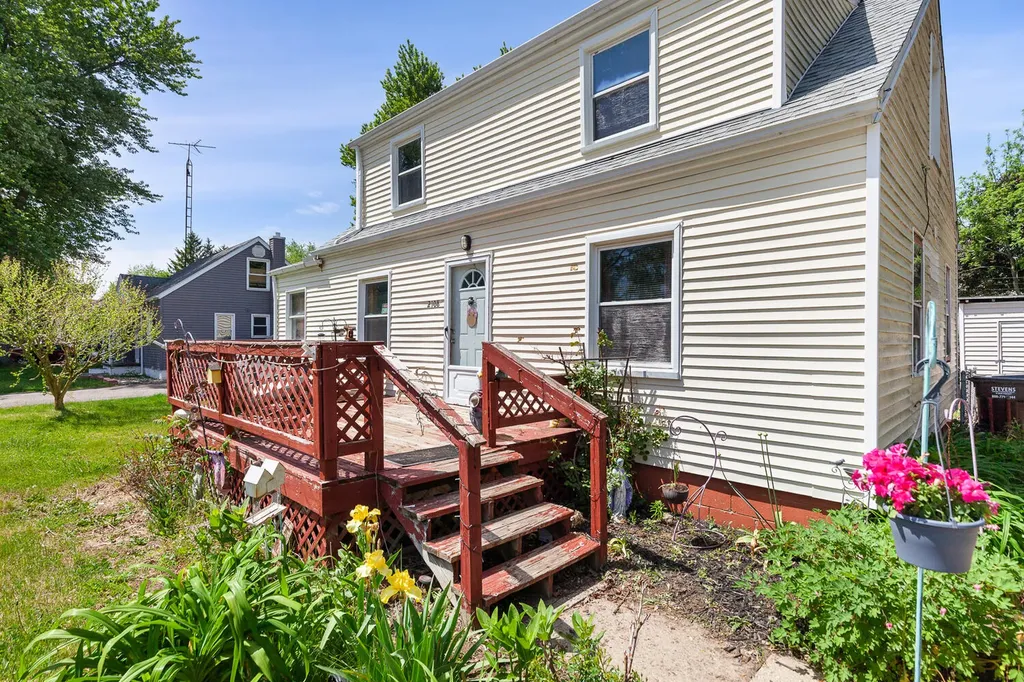 2108 Allan Street Madison Charter Township MI 49221