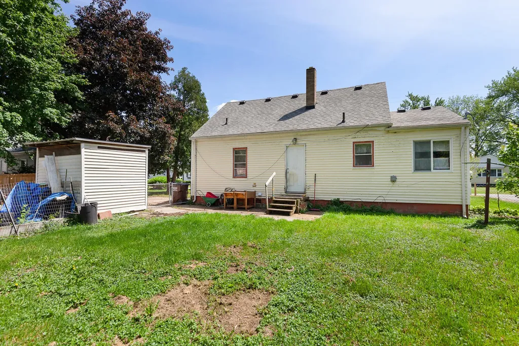 2108 Allan Street Madison Charter Township MI 49221
