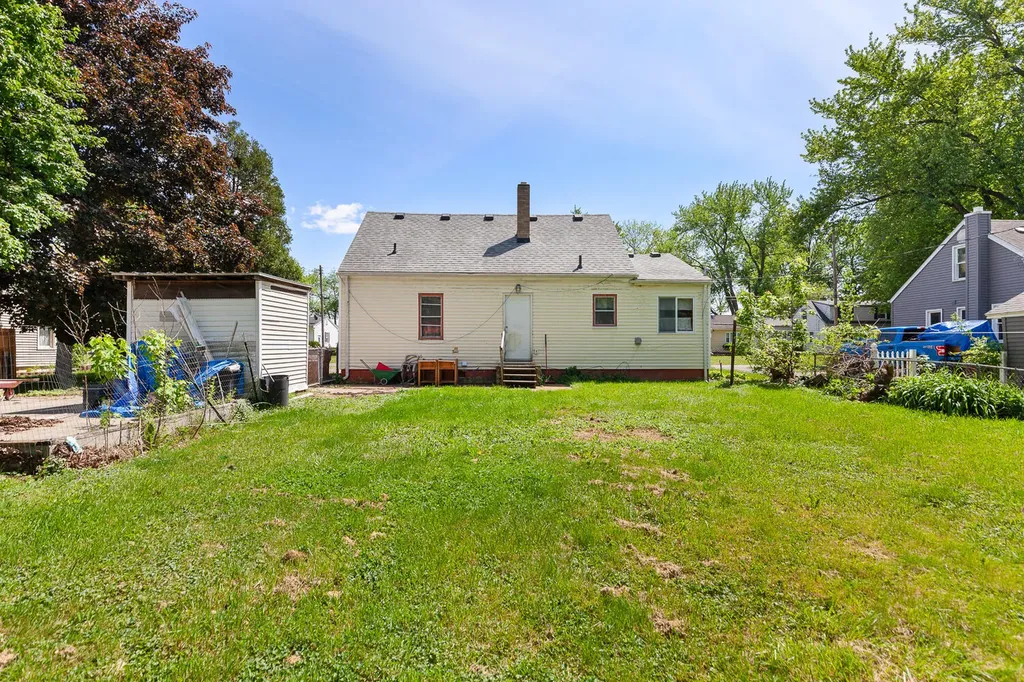 2108 Allan Street Madison Charter Township MI 49221