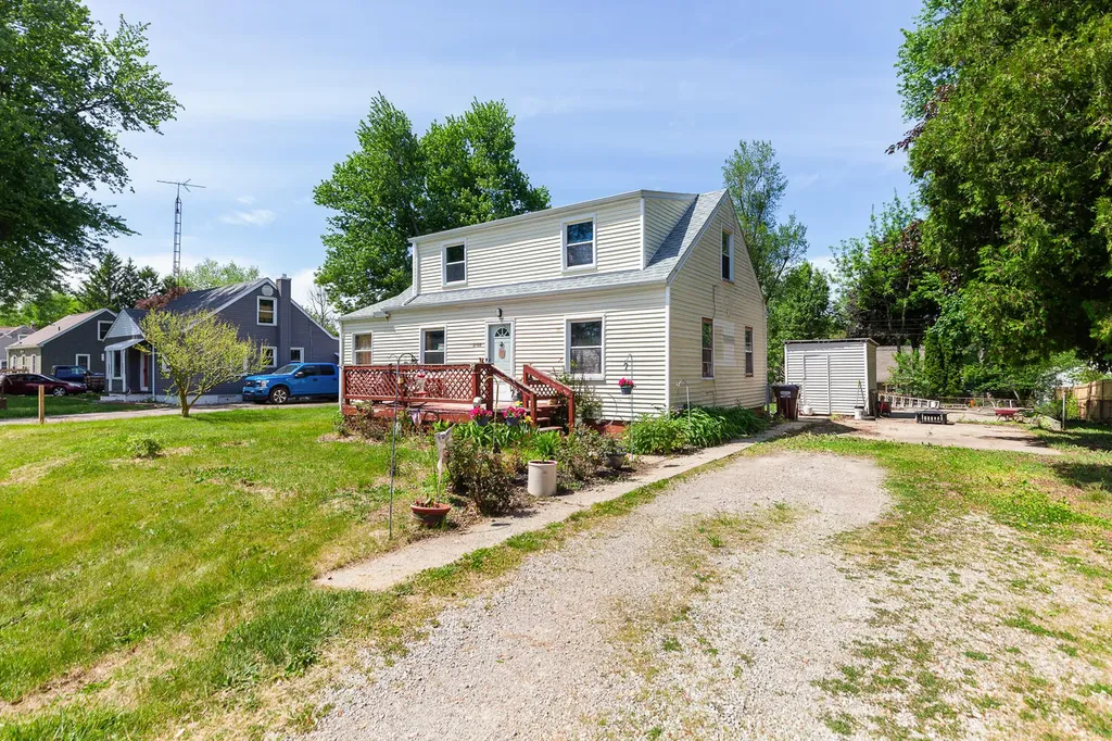2108 Allan Street Madison Charter Township MI 49221