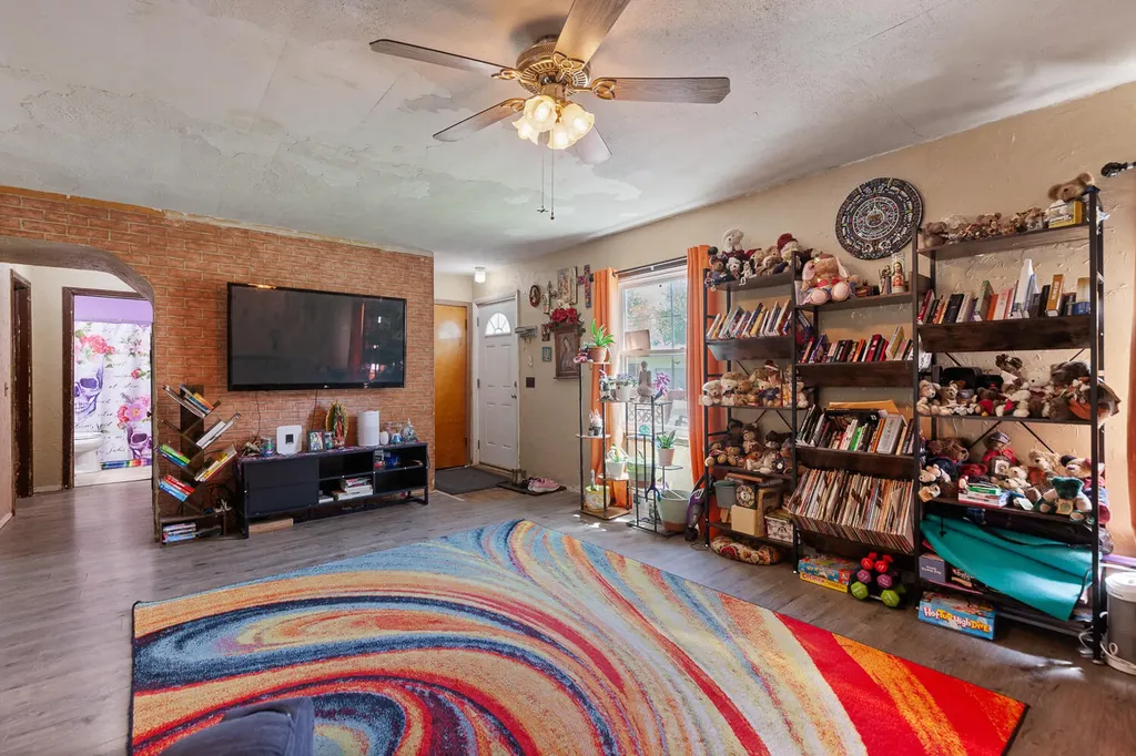 2108 Allan Street Madison Charter Township MI 49221