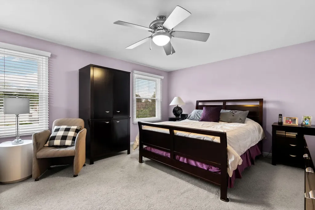 33801 York Ridge Street Farmington Hills City MI 48331
