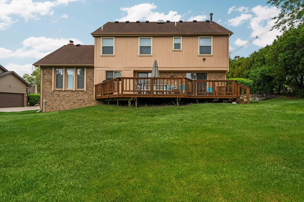 33801 York Ridge Street Farmington Hills City MI 48331