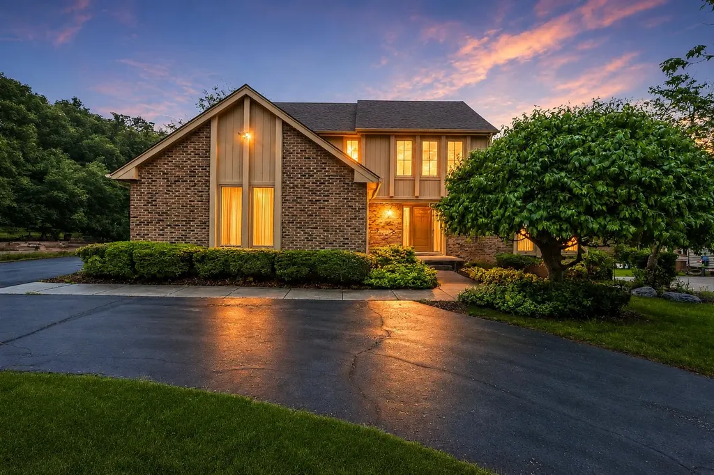 33801 York Ridge Street Farmington Hills City MI 48331
