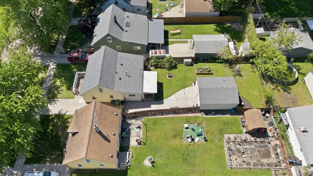 12280 Syracuse Street Taylor City MI 48180