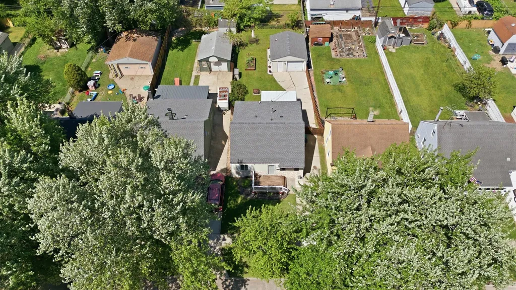 12280 Syracuse Street Taylor City MI 48180