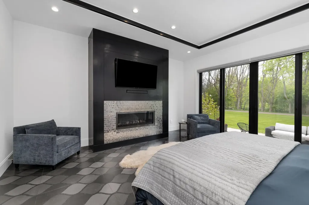 13550 Emrick Drive Plymouth Charter Township MI 48170