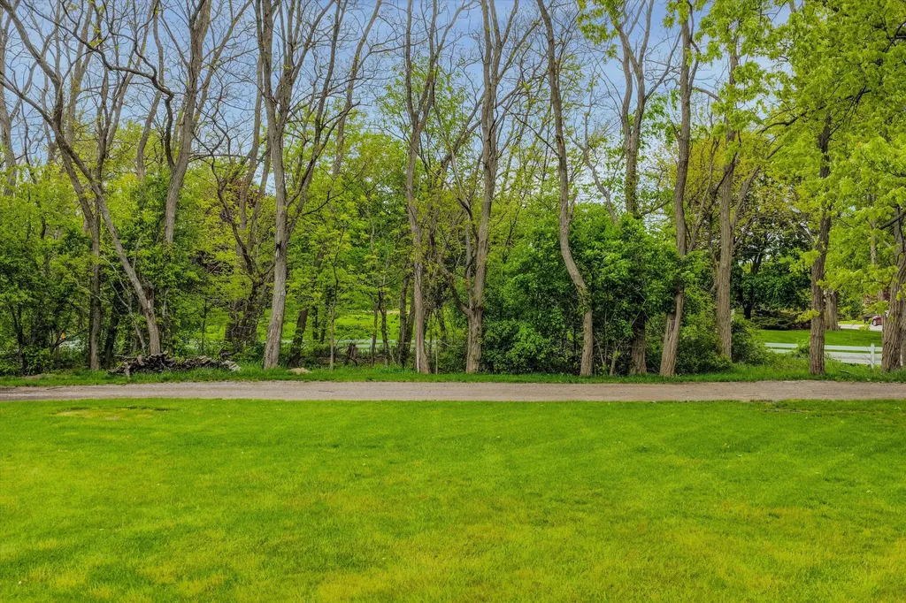 13550 Emrick Drive Plymouth Charter Township MI 48170