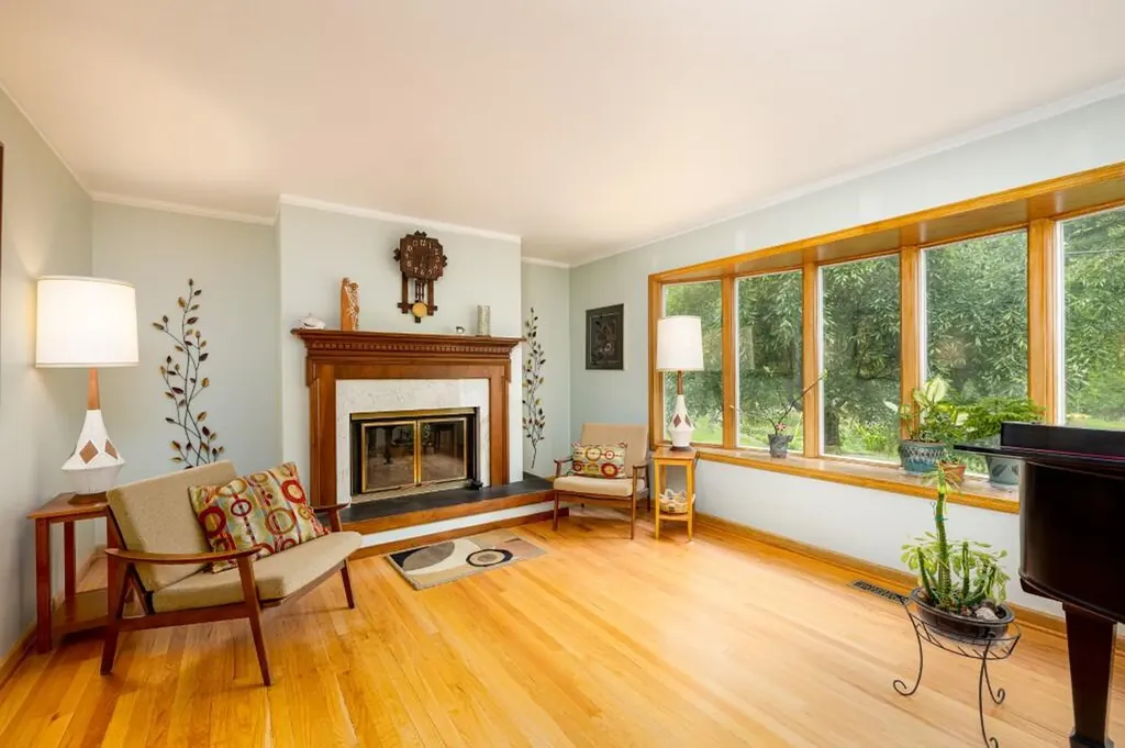 4179 Woodland Drive Scio Township MI 48103