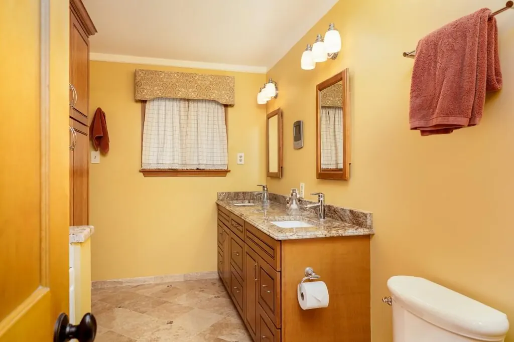 4179 Woodland Drive Scio Township MI 48103
