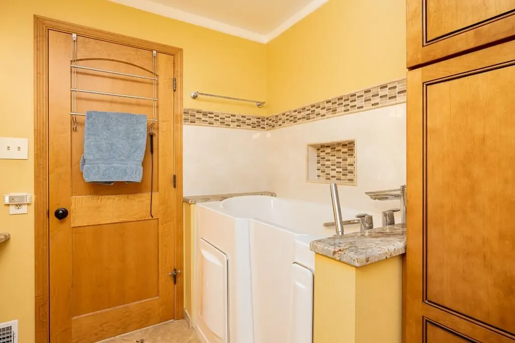 4179 Woodland Drive Scio Township MI 48103