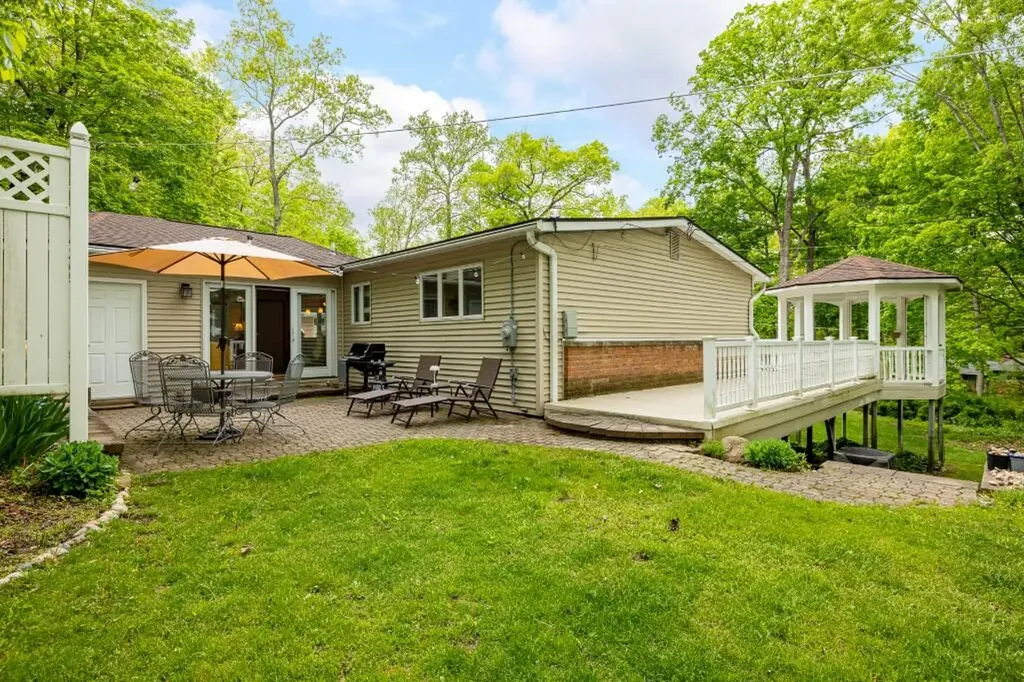 4179 Woodland Drive Scio Township MI 48103