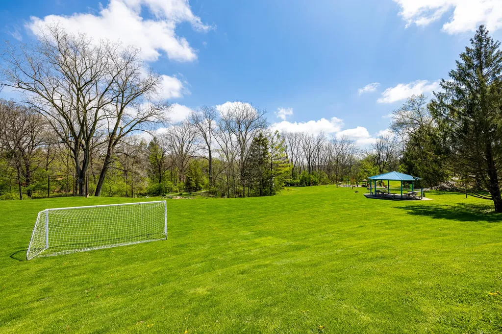 4179 Woodland Drive Scio Township MI 48103