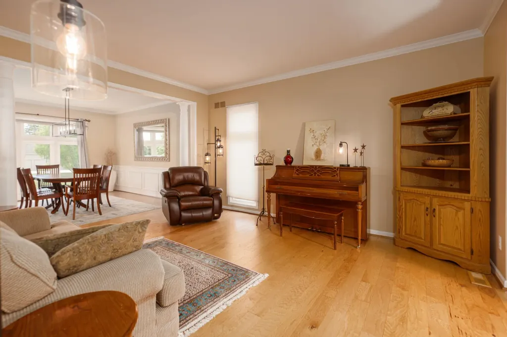 3801 Fawn Drive Rochester City MI 48306