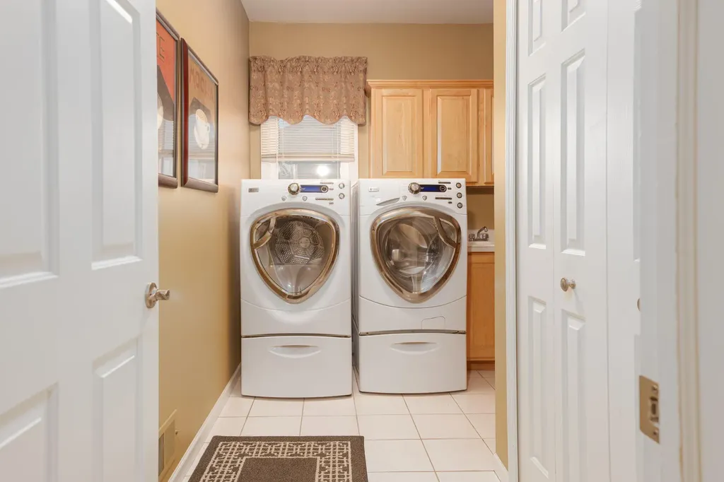 3801 Fawn Drive Rochester City MI 48306