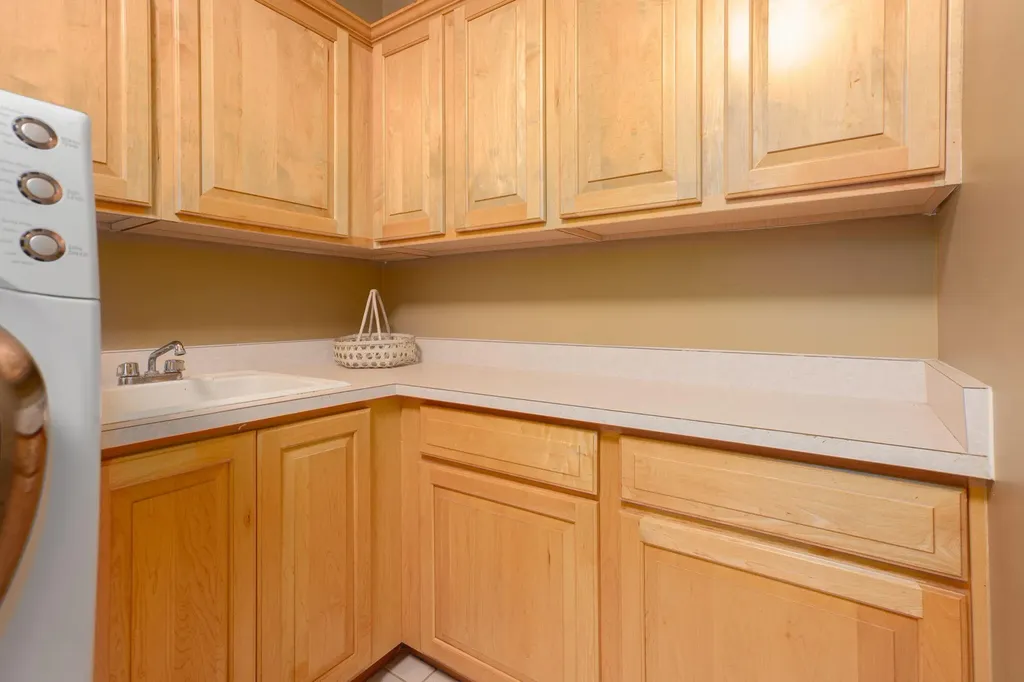 3801 Fawn Drive Rochester City MI 48306