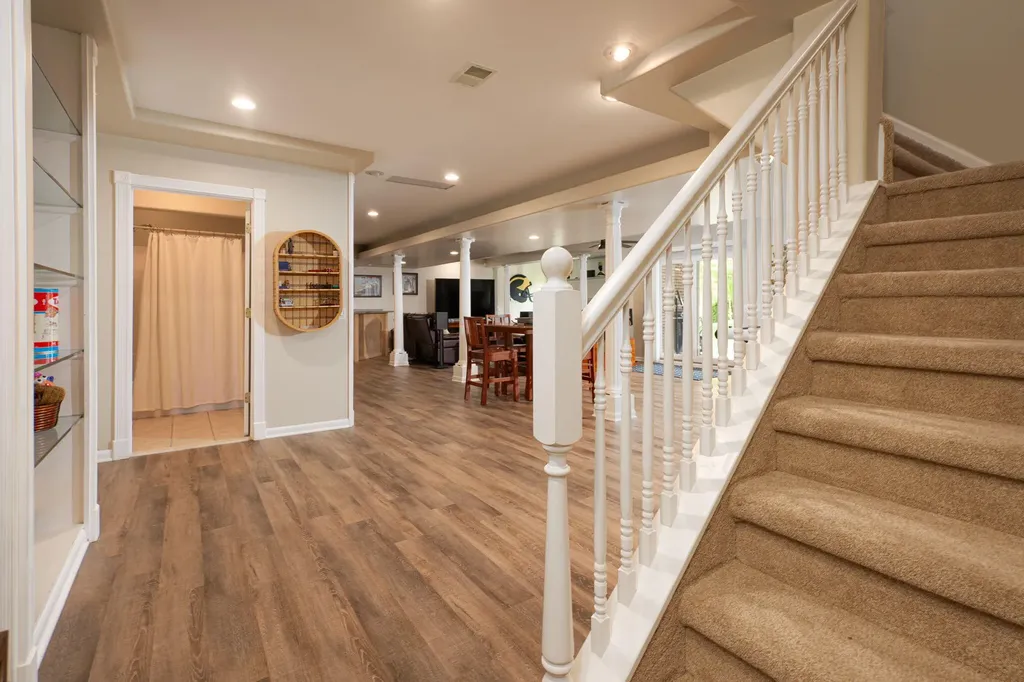 3801 Fawn Drive Rochester City MI 48306