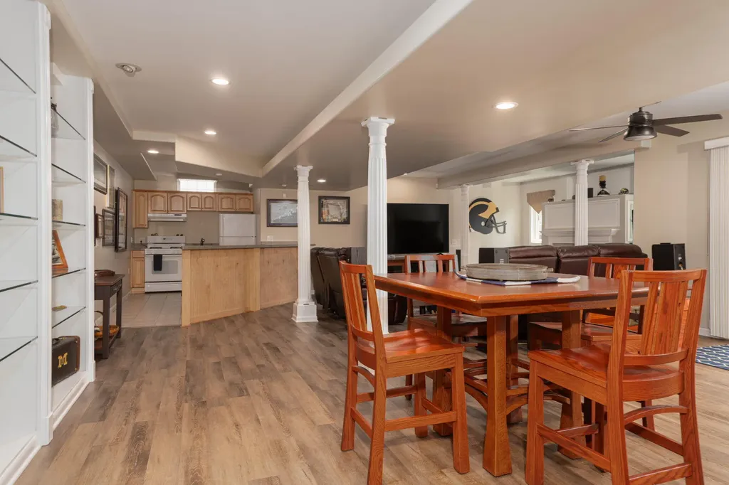 3801 Fawn Drive Rochester City MI 48306
