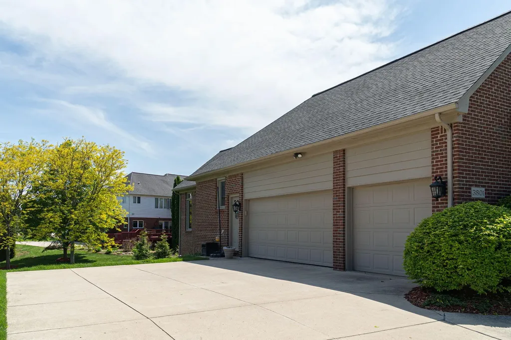 3801 Fawn Drive Rochester City MI 48306