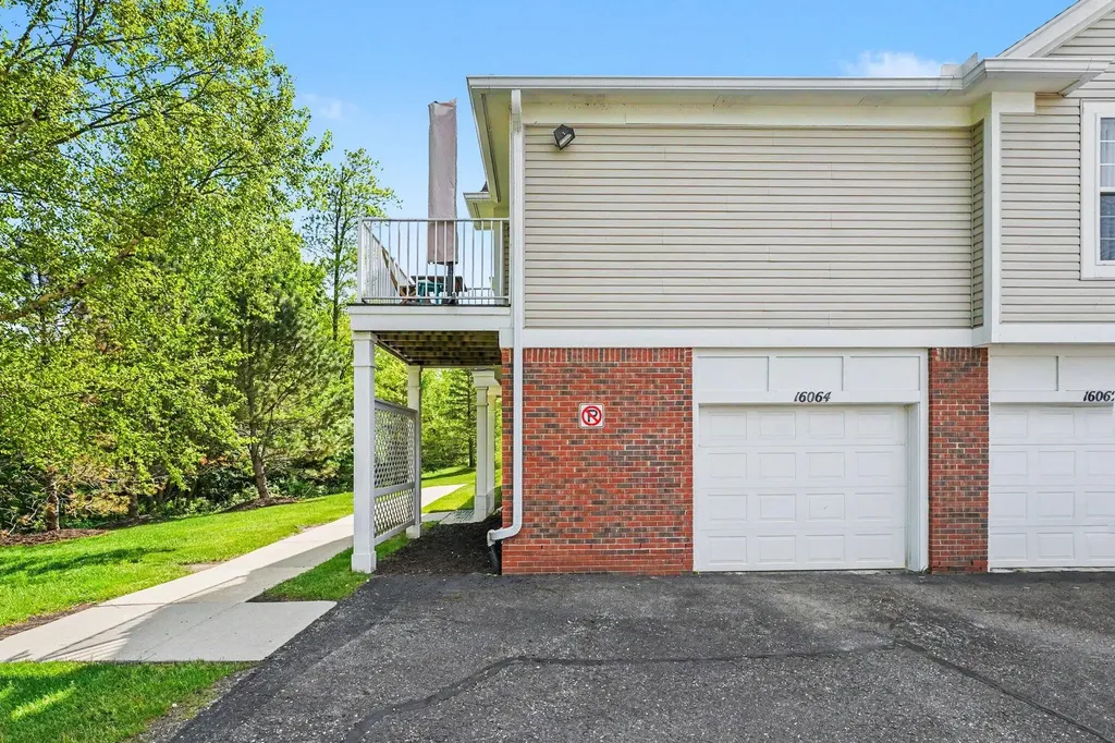 16064 Morningside Northville Township MI 48168