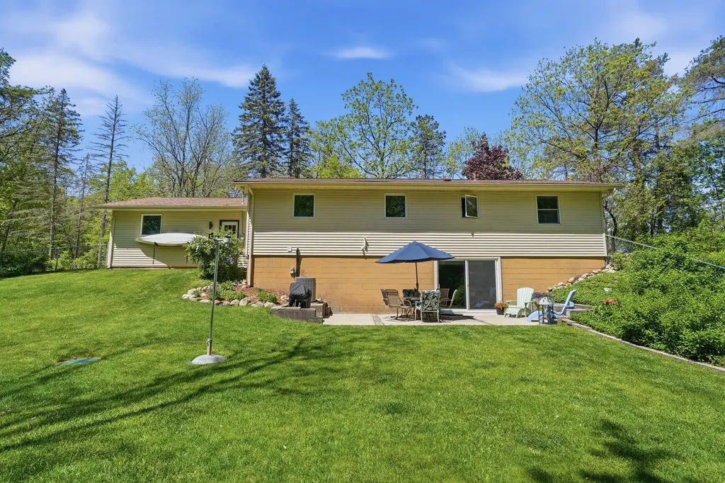 1201 Old Plank Road Milford Charter Township MI 48381