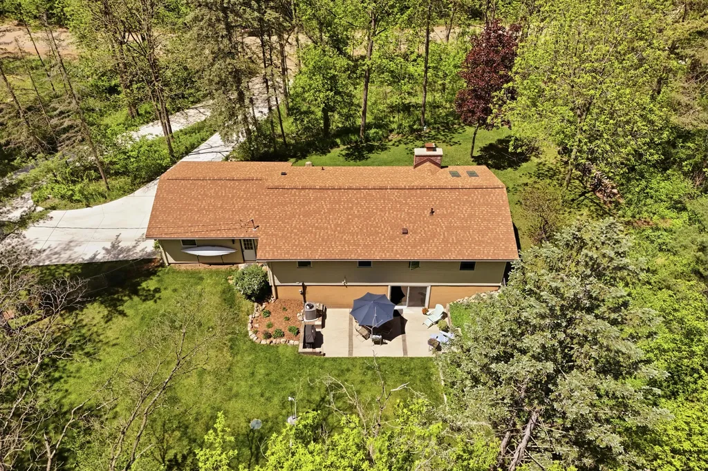 1201 Old Plank Road Milford Charter Township MI 48381
