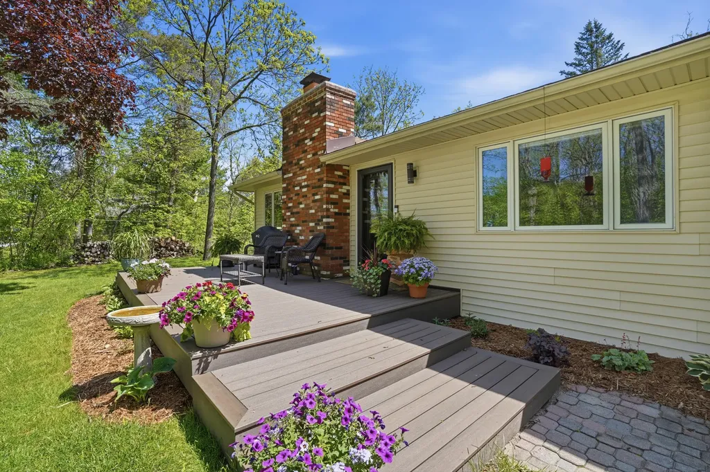 1201 Old Plank Road Milford Charter Township MI 48381