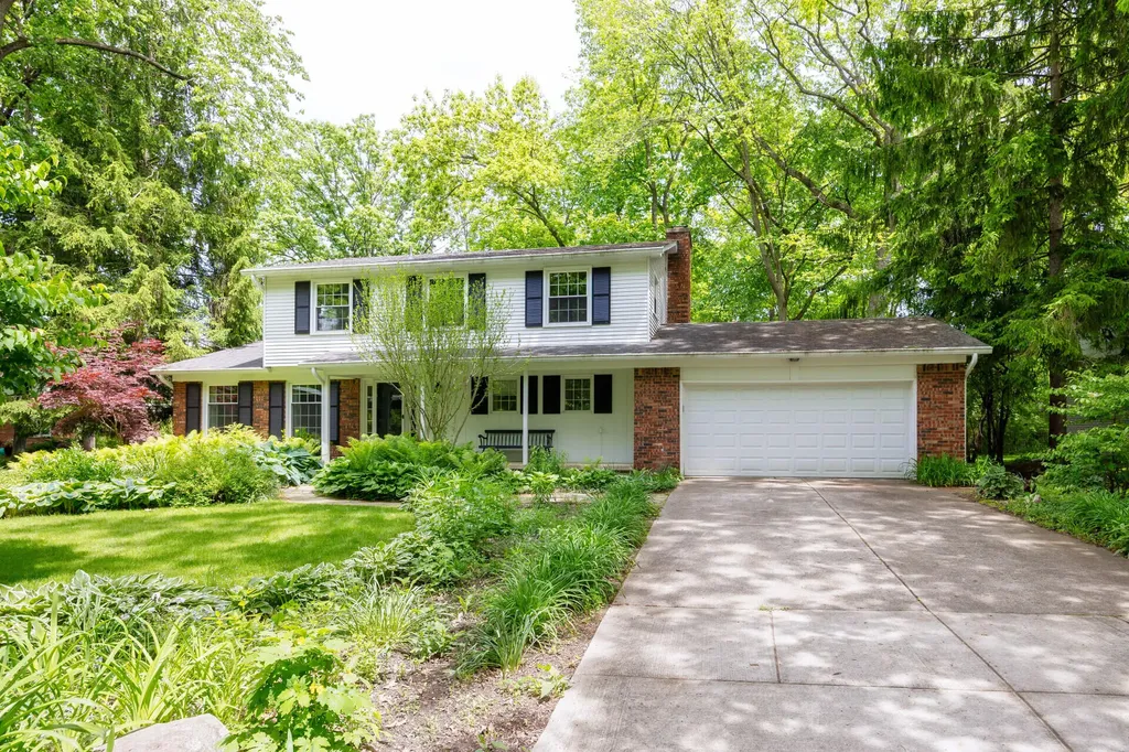 1516 Bardstown Trail Ann Arbor City MI 48105